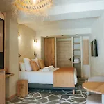 Le Domaine De La - Nature&authenticite Hotel 3*